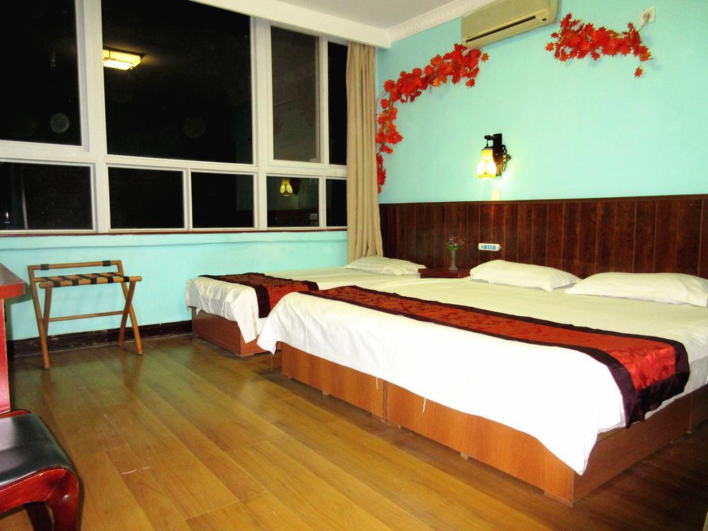 25°C Four Season Youth Hostel Qingdao Exterior foto